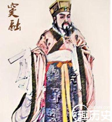 东汉窦融是怎样做经济建设和社会稳定的?