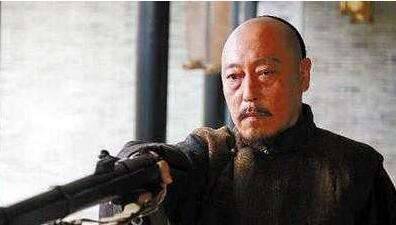 康熙将一位武器专家天才流放,从此中国落后西方两百年