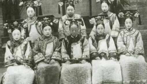中国哪个朝代的妃子最难看?为什么皇帝老婆都那么丑?
