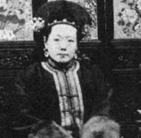 慈禧妹妹叶赫那拉·婉贞:一个既幸运又不可悲的女人!