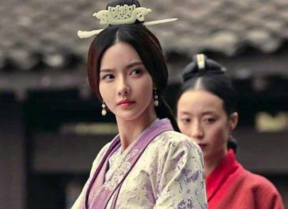 三国最倒霉的皇后,照顾得病的皇帝累倒,却被宫女杀害