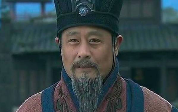 三国荀氏兄弟,哥哥效忠袁绍,弟弟成曹操的谋臣