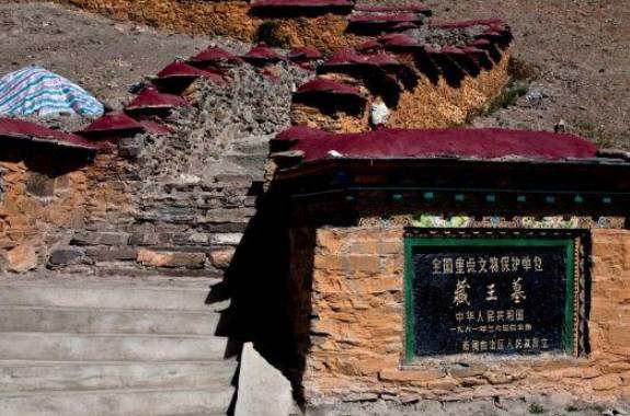 文成公主嫁过去10年丈夫死了,她后来结局如何?