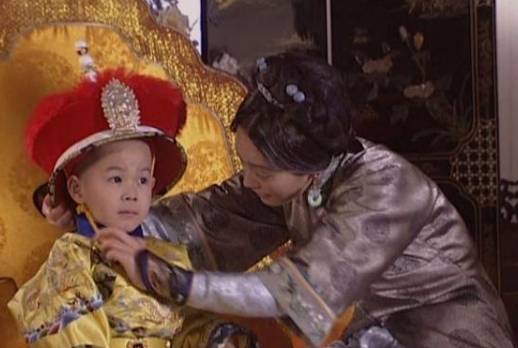 幼子登基孝庄掌权,为什么孝庄不像慈禧架空皇权?