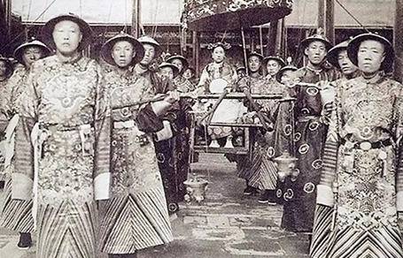 慈禧西逃向曹家借了巨款,回京之后用了什么物件抵债?