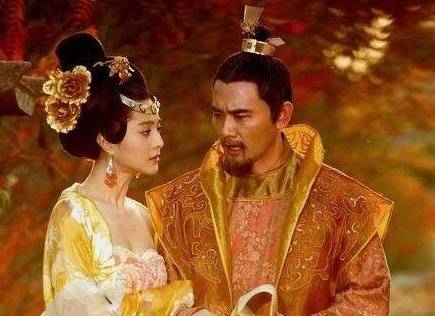 韦后和武则天的境遇有些相似之处 韦后最后为何没有能当成女皇