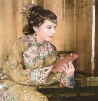 出身高贵的晋妃，为何嫁给大她70多岁的乾隆？