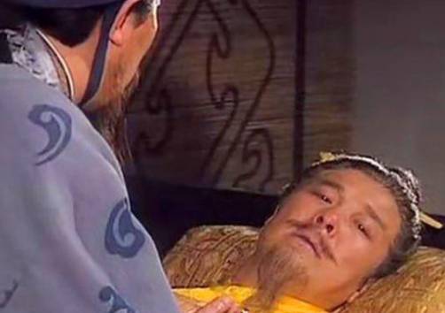 诸葛亮在蜀汉担任什么职位?军师还是丞相