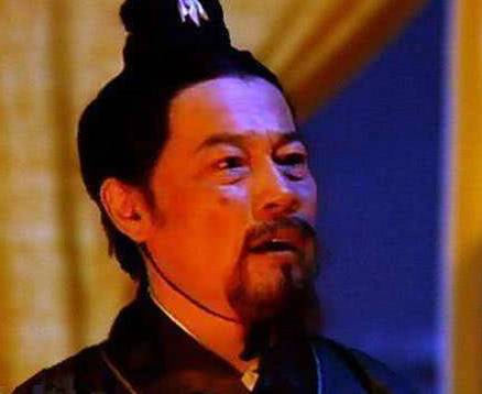 黄忠七十多岁能够和关羽打平手 黄忠年轻时有多厉害