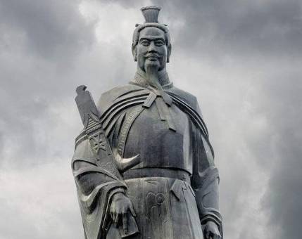 王亥发明创造了哪些划时代的东西?他在商业方面有什么贡献?