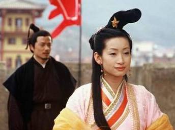 历史上骊姬被说成是古代四大妖姬之一的原因是什么?
