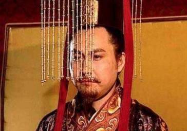刘宏是如何敛财以供自己享乐的？为何说他葬送了整个东汉？