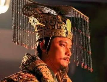 有哪些与楚武王相关的轶事典故？他继位后有哪些成就？