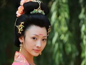 有哪些与史良娣相关的轶事典故?史籍中是如何记载的?