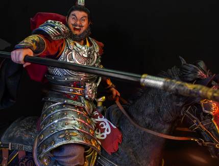 关羽和张飞都没有拜师学艺的经历 两人武功为何能名列前茅