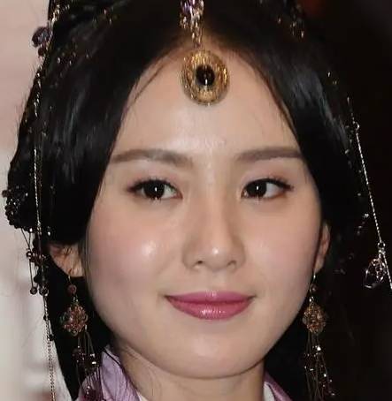 甄宓作为曹丕的皇后 她为何斗不过郭女王