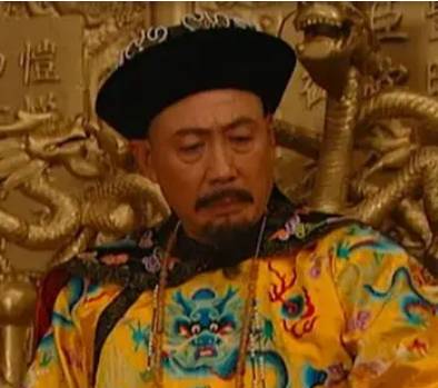 乾隆帝登记之后是如何执政的?