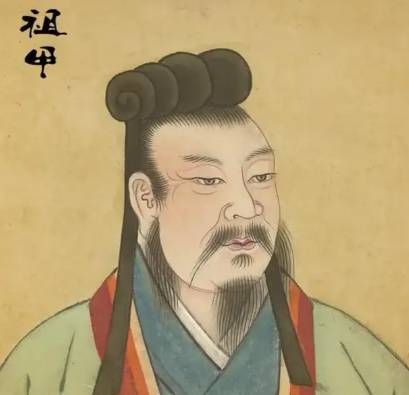 青铜铭文与甲骨卜辞交织：解密商王祖甲的生母之谜
