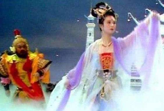 西游记:猪八戒为什么只调戏广寒宫宫女嫦娥就被玉帝判死刑?
