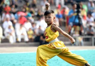 中国武术有多大的威力?叶问一个打十个是真的吗?
