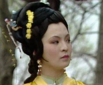红楼梦中薛姨妈为何要骂儿子薛蟠是条狗?
