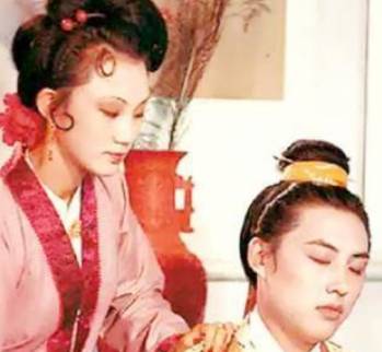 红楼梦贾琏为什么不痴迷于钱财?原因是什么