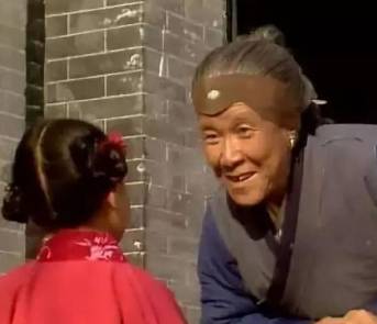 红楼梦中刘姥姥一进荣国府,为何能成功?