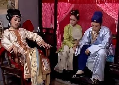红楼梦中王熙凤为什么嫁给贾琏?她为何不另攀高枝?