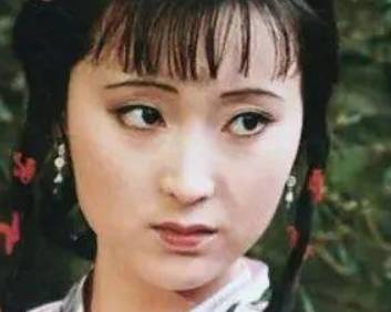 红楼梦中晴雯将黛拦在怡红院外,是有心的吗?