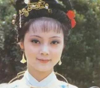 红楼梦中王夫人与贾母关系破裂与宝钗有何关系?