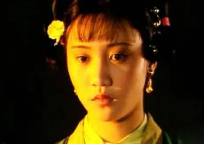 红楼梦中有三个女子一直想接近贾宝玉,她们的结局如何?