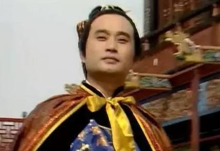 红楼梦中薛蟠说了什么？为何薛宝钗哭了一夜？