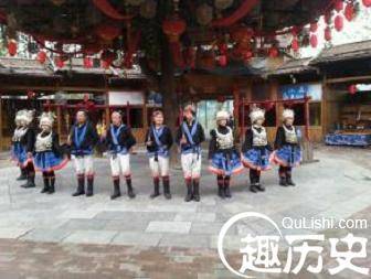 瑶族服饰 “白裤瑶”与“红瑶”的服饰特点是啥