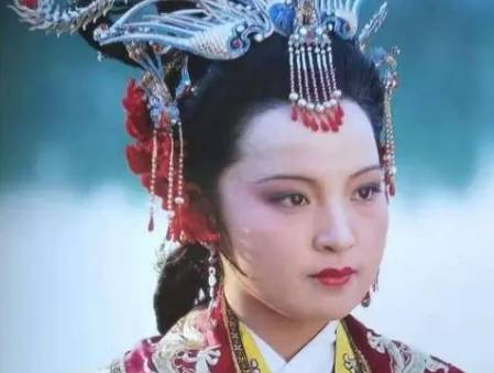 贾元春:红楼梦中的宫廷牺牲品