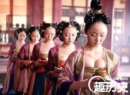 古代皇帝不为人知的洞房习俗:皇后如何伺候皇上