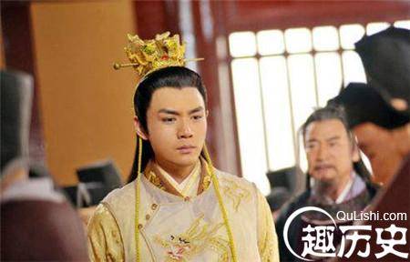 揭秘:为何他执意要揭开生母棺材检查腐尸?