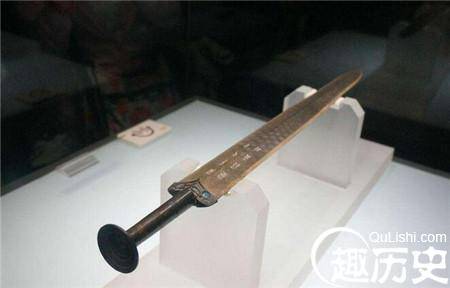 青铜剑铸造千古之谜:夫差剑究竟如何铸就