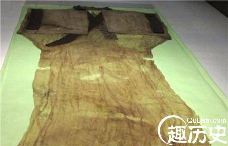 千年古墓出土一件衣服 耗时13年都没有复制成功