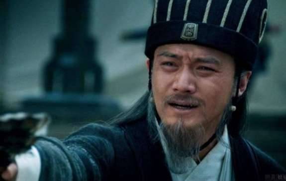 这个人比诸葛亮还神,连曹操都被他戏弄