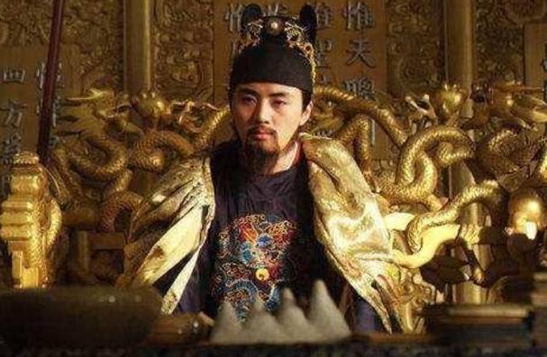 同样是王朝末期，为什么清朝打太平天国就有钱，明朝对付农民起义就没钱
