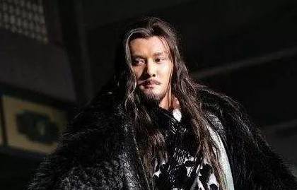 西楚霸王为什么要分封天下 是什么原因导致的