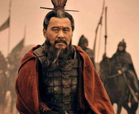 曹操让关羽留下来费尽心思 关羽最后为何要弃曹操而去