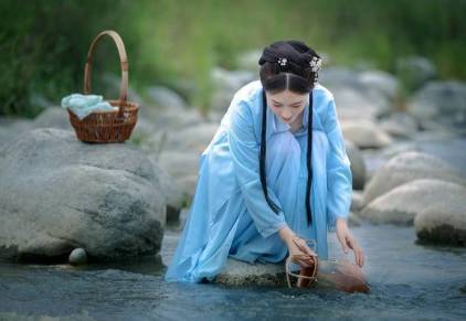 古代没有洗衣服的情况下 古人是怎么洗衣服的