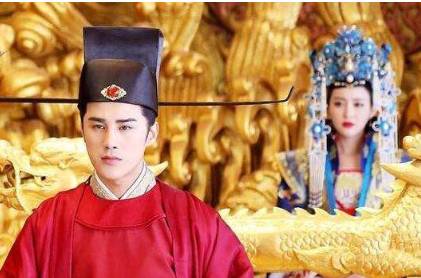 宋仁宗的一奇葩习惯招来灾祸,临幸一个宫女就送一个肚兜