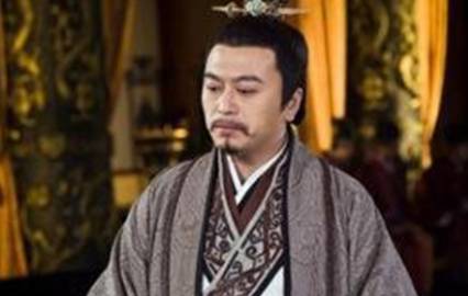 伍子胥把伯嚭引荐给了吴王，为何伯嚭却要迫害他呢？