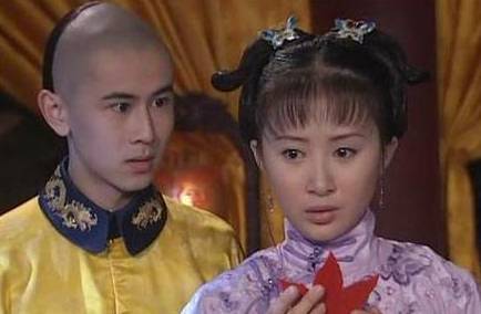 历史上董鄂妃真的是顺治皇帝从他弟弟手中夺来的吗?