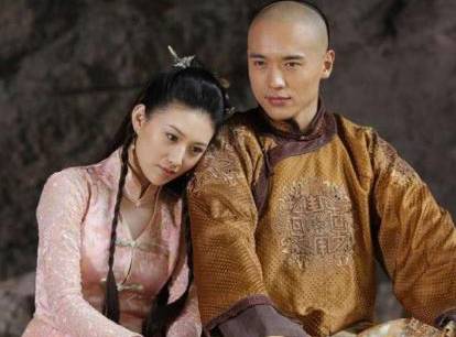历史上董鄂妃真的是顺治皇帝从他弟弟手中夺来的吗?