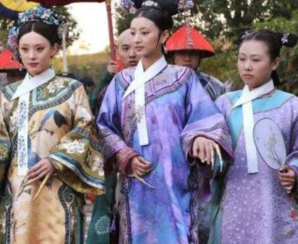 清朝妃子给皇帝侍寝之后 第二天为什么要宫女搀扶