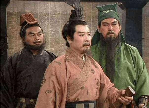 刘备在生前为何只给法正追封了谥号?
