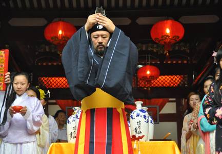 古代祭酒到底是什么官职 这个官职和酒有关系吗